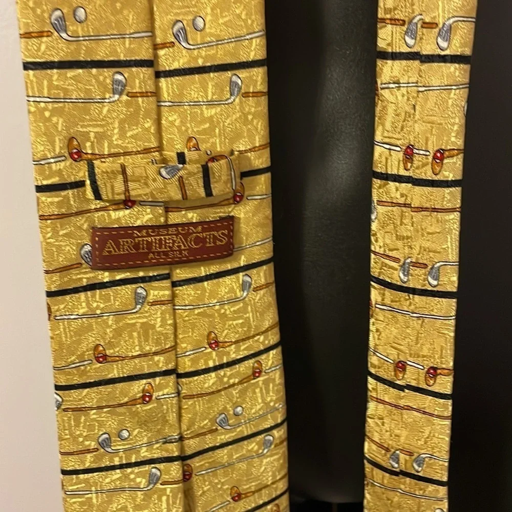 Museum Artifacts Handmade Yellow Golf Club Striped Silk Necktie Tie